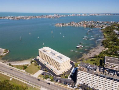 Beach Condo For Sale in Belleair Beach, Florida