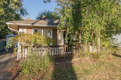 Beach Home Sale Pending in Eastlake, Ohio