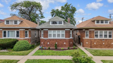 Beach Home Sale Pending in Chicago, Illinois