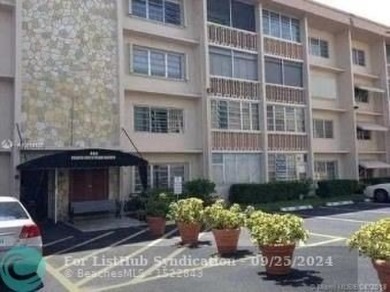 Beach Condo For Sale in Hallandale Beach, Florida