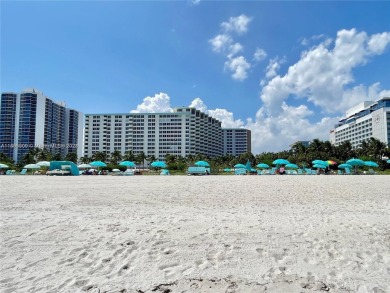 Beach Condo For Sale in Miami Beach, Florida