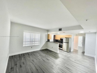 Beach Condo For Sale in Miami Beach, Florida