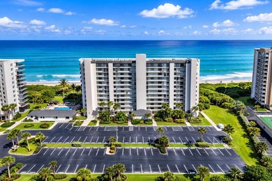 Beach Condo For Sale in Hutchinson Island, Florida