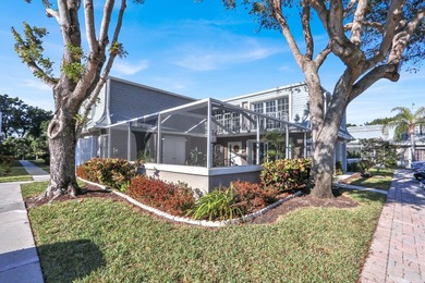 Beach Townhome/Townhouse For Sale in Palm Beach Gardens, Florida