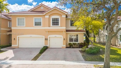 Beach Townhome/Townhouse For Sale in Miramar, Florida