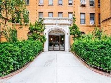 Beach Condo For Sale in Brooklyn, New York