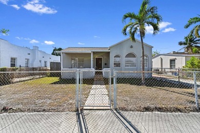 Beach Home For Sale in West Palm Beach, Florida