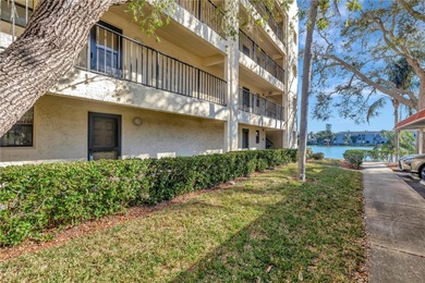 Beach Condo Sale Pending in Largo, Florida