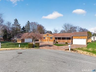 Beach Home For Sale in Waterford, Connecticut