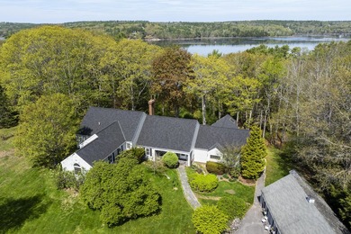 Beach Home For Sale in Bristol, Maine