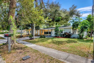 Beach Home Sale Pending in Sarasota, Florida