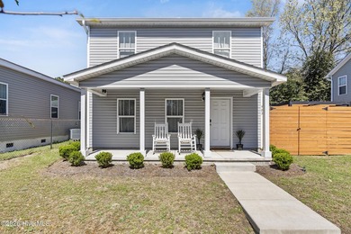 Beach Home For Sale in Wilmington, North Carolina