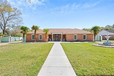 Beach Home For Sale in Mobile, Alabama