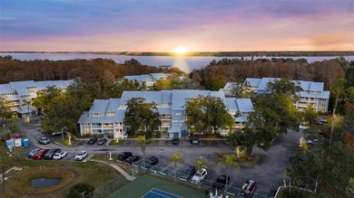 Beach Condo For Sale in Palm Harbor, Florida