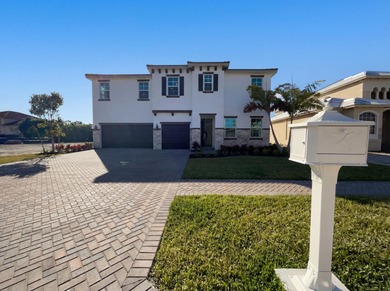 Beach Home For Sale in Boynton Beach, Florida
