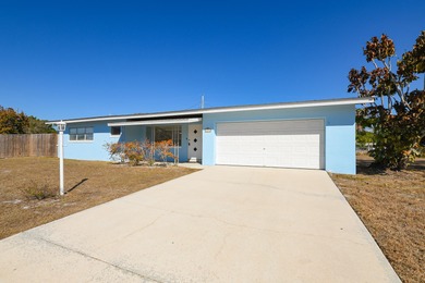 Beach Home For Sale in Port Saint Lucie, Florida