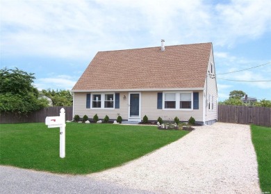 Beach Home Sale Pending in Mastic Beach, New York