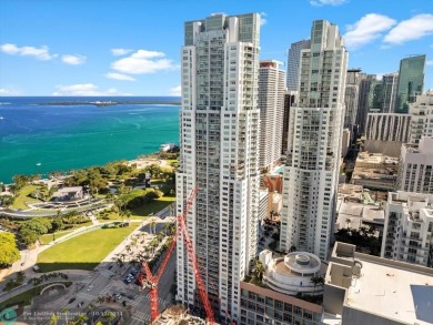 Beach Condo For Sale in Miami, Florida