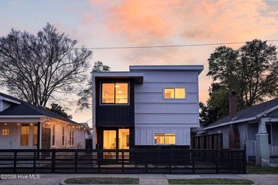 Beach Home For Sale in Wilmington, North Carolina