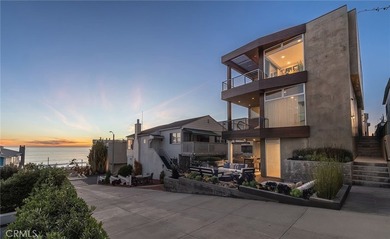 Beach Home For Sale in Manhattan Beach, California