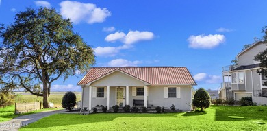 Beach Home For Sale in Sunset Beach, North Carolina