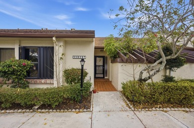 Beach Home For Sale in Lake Worth, Florida