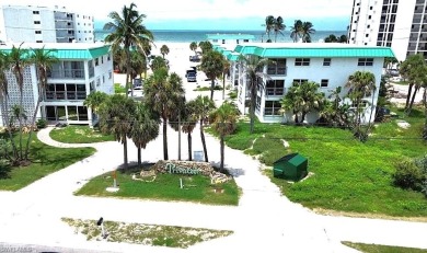 Beach Condo For Sale in Fort Myers Beach, Florida