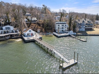 Beach Home For Sale in Northport, New York