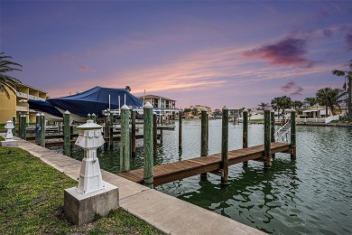 Beach Condo For Sale in Treasure Island, Florida