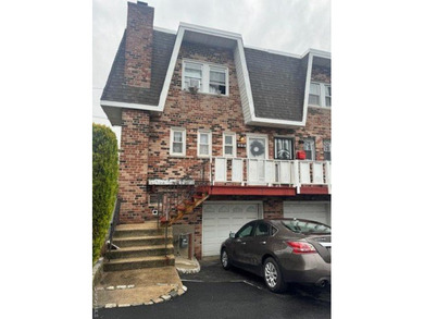 Beach Condo For Sale in Far Rockaway, New York