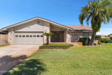 Beach Home Sale Pending in Lynn Haven, Florida