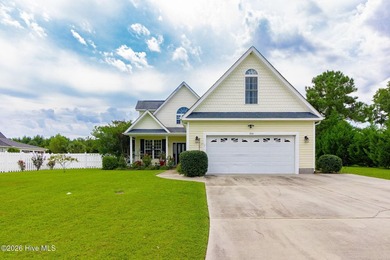 Beach Home For Sale in Newport, North Carolina