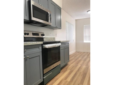 Beach Condo For Sale in Sunrise, Florida