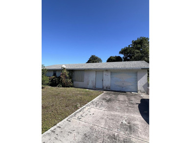 Beach Home For Sale in Lake Worth, Florida