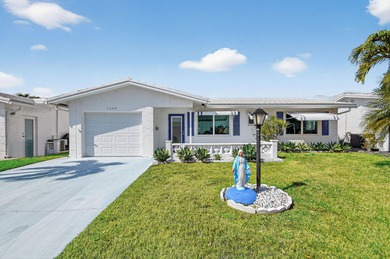 Beach Home For Sale in Boynton Beach, Florida