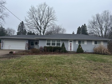 Beach Home For Sale in Holland, Michigan