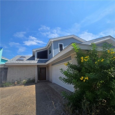 Beach Home For Sale in Corpus Christi, Texas