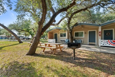 Beach Condo For Sale in Fulton, Texas
