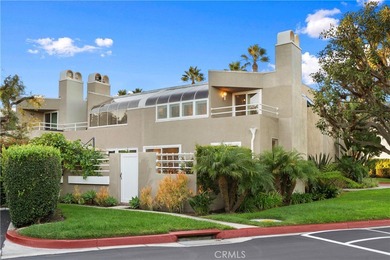 Beach Townhome/Townhouse For Sale in Huntington Beach, California