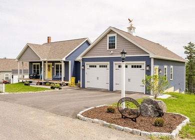 Beach Home For Sale in Wiscasset, Maine