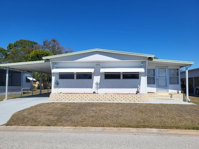 Beach Home For Sale in Sarasota, Florida