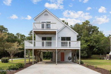 Beach Home For Sale in Emerald Isle, North Carolina