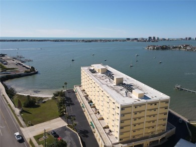 Beach Condo For Sale in Belleair Beach, Florida