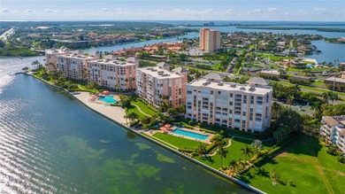Beach Condo For Sale in St. Petersburg, Florida