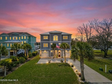 Beach Home For Sale in Ocean Isle Beach, North Carolina