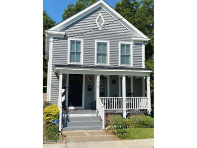 Beach Home For Sale in New Bern, North Carolina