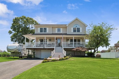 Beach Home For Sale in Center Moriches, New York