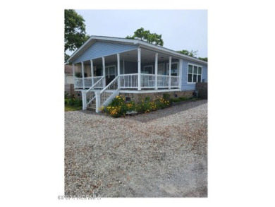 Beach Home For Sale in Ocean Isle Beach, North Carolina