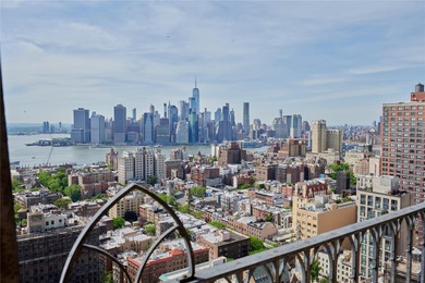 Beach Home Sale Pending in Brooklyn, New York