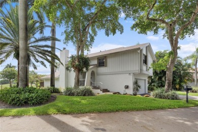 Beach Home For Sale in Hollywood, Florida